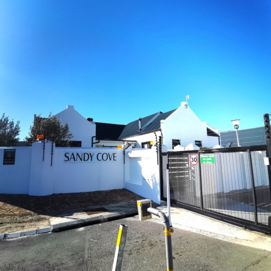 3 Bedroom Property for Sale in Sandbaai Western Cape